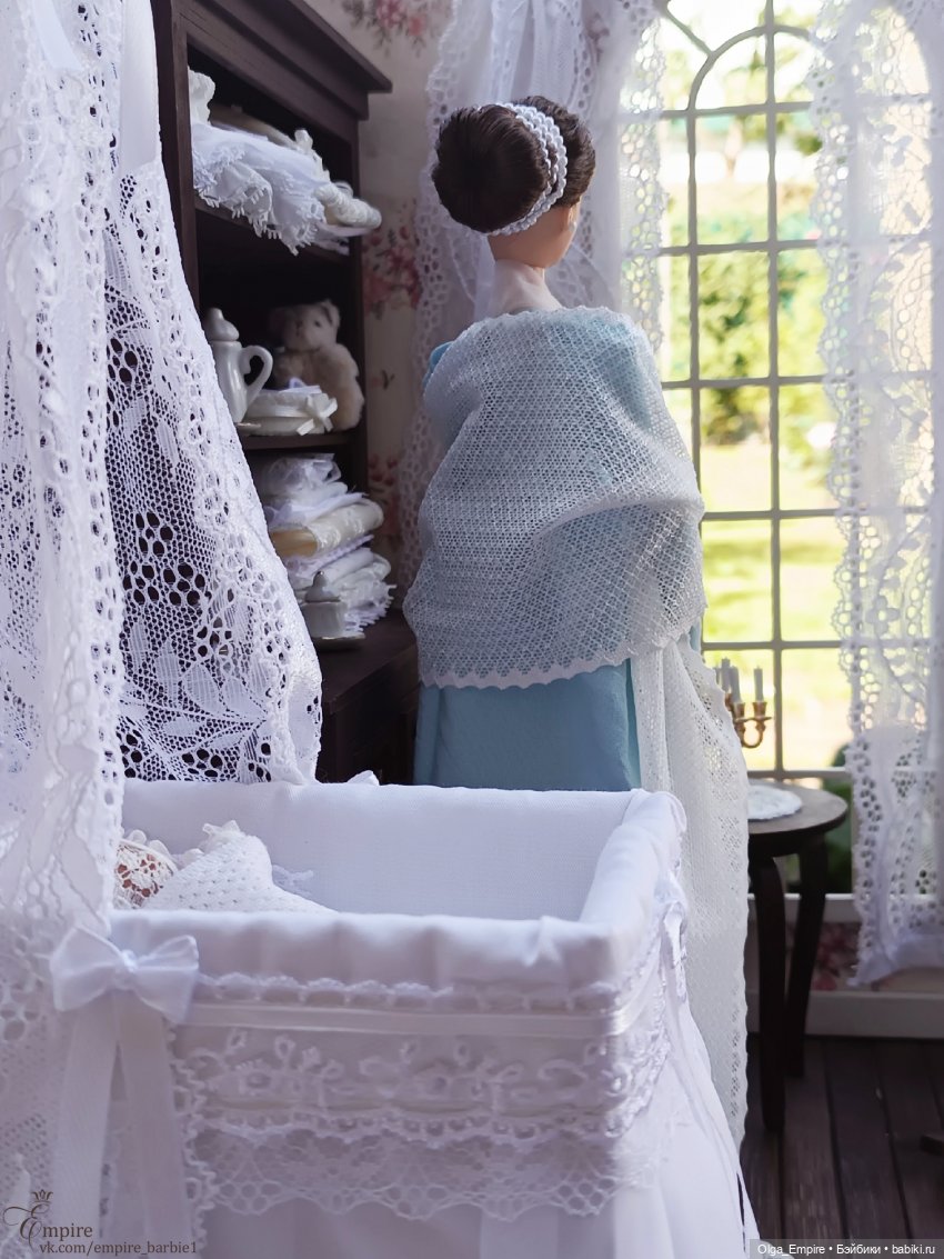 Детская кроватка 19 века — Мебель для кукол и домиков: фото