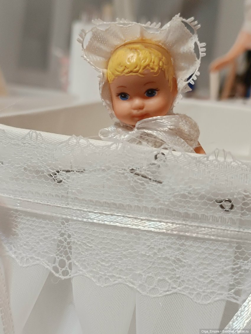 Детская кроватка 19 века — Мебель для кукол и домиков: фото (фото 6)