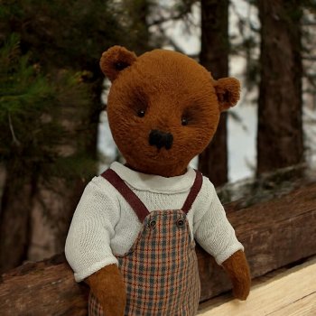 Малыш Павел жаждет новых знакомств