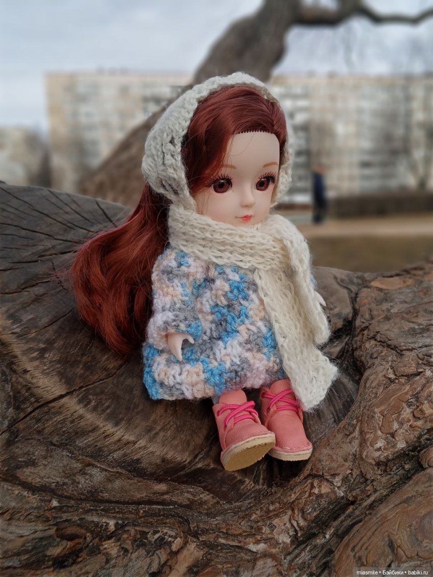 Прогулка с Лу. Март, ручей, стихи и деревья