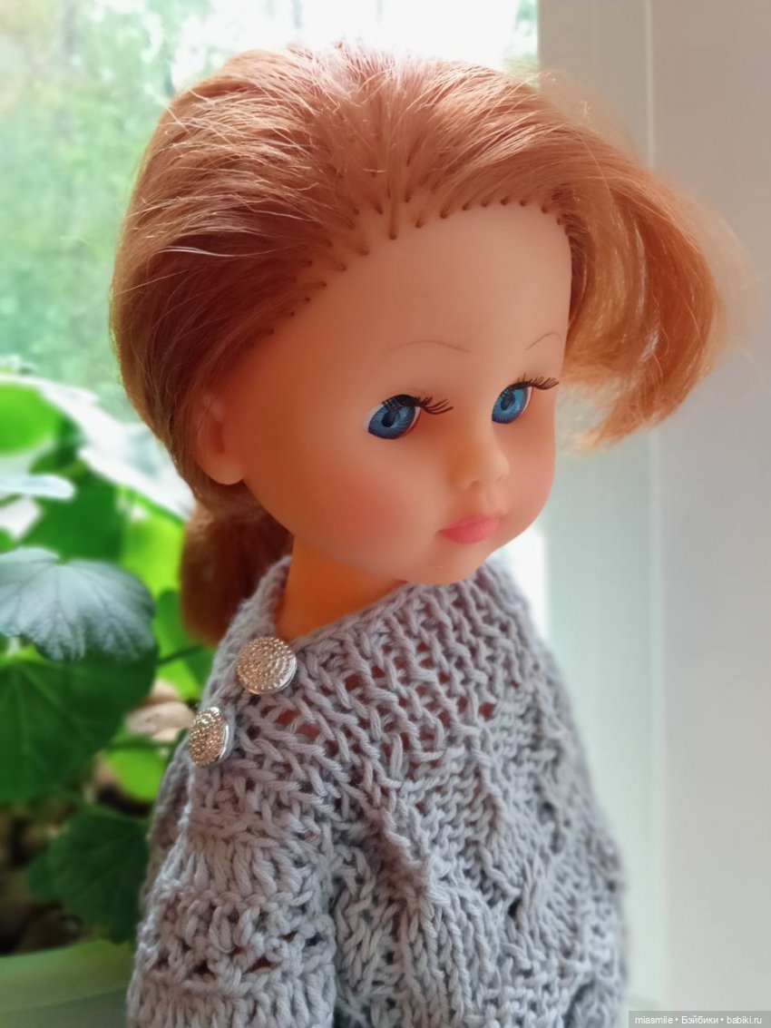 Кукла Рита, портрет у окна, БелКукла