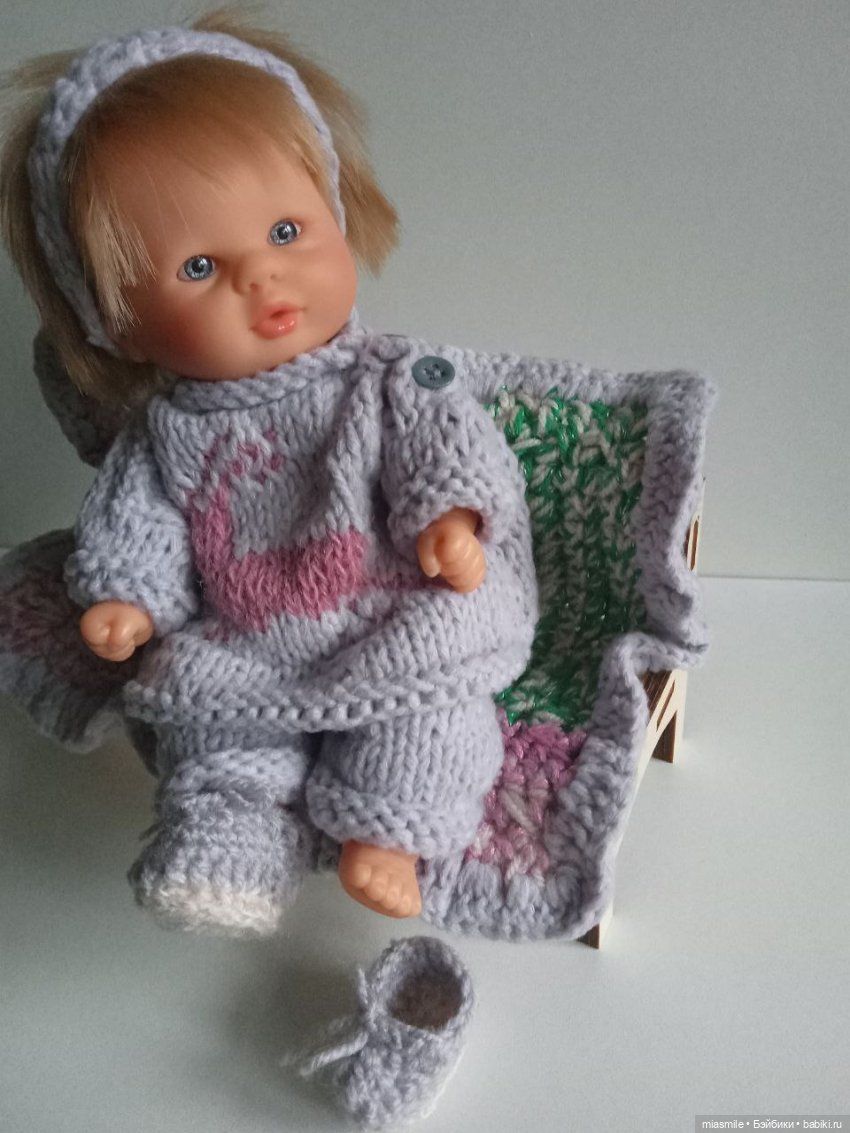 Вязаный костюмчик для пупса Бебетин