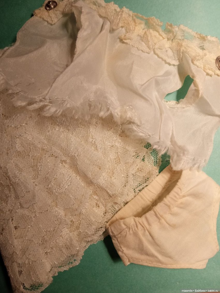 Винтажная одежда куклы ГДР Хитрули