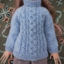 Свитер с косами для Иден от Morphingon ростом 33 см