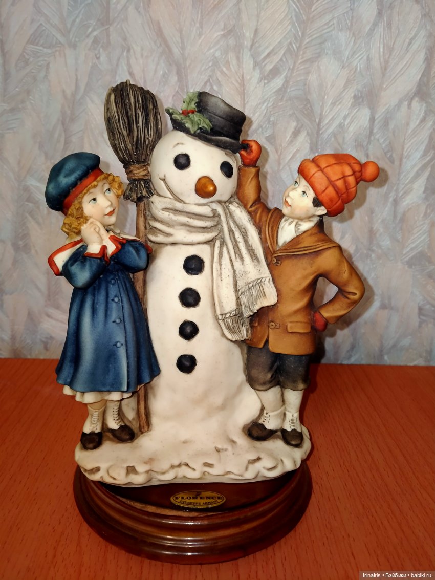 Потрясающая находка на мусорке в Москве (фото 4)