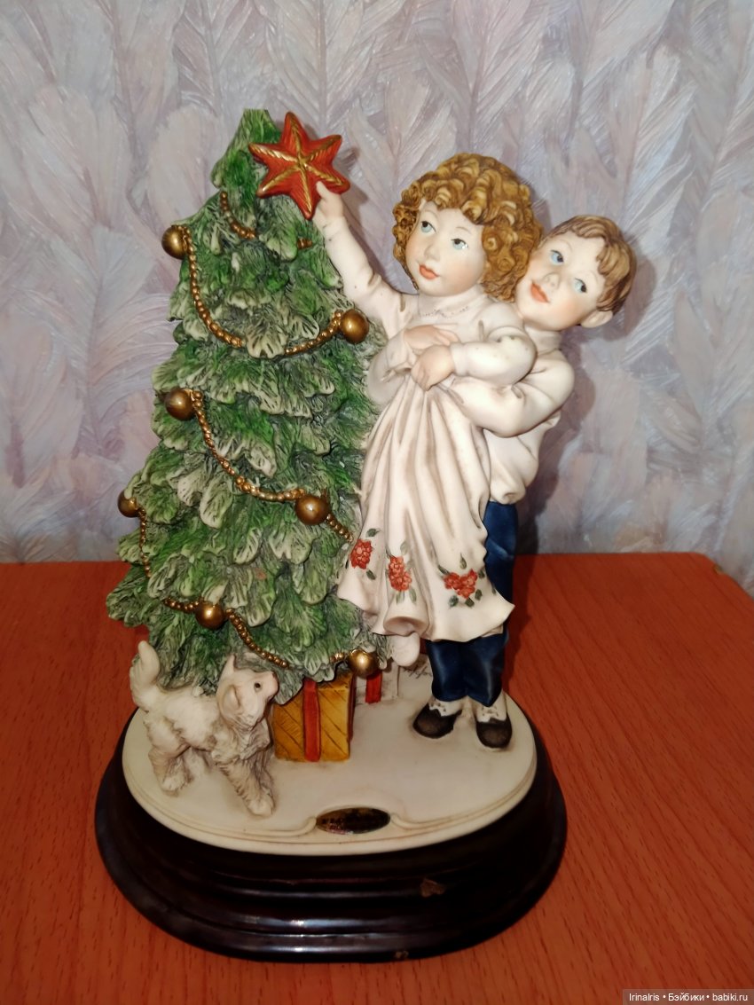 Потрясающая находка на мусорке в Москве (фото 5)