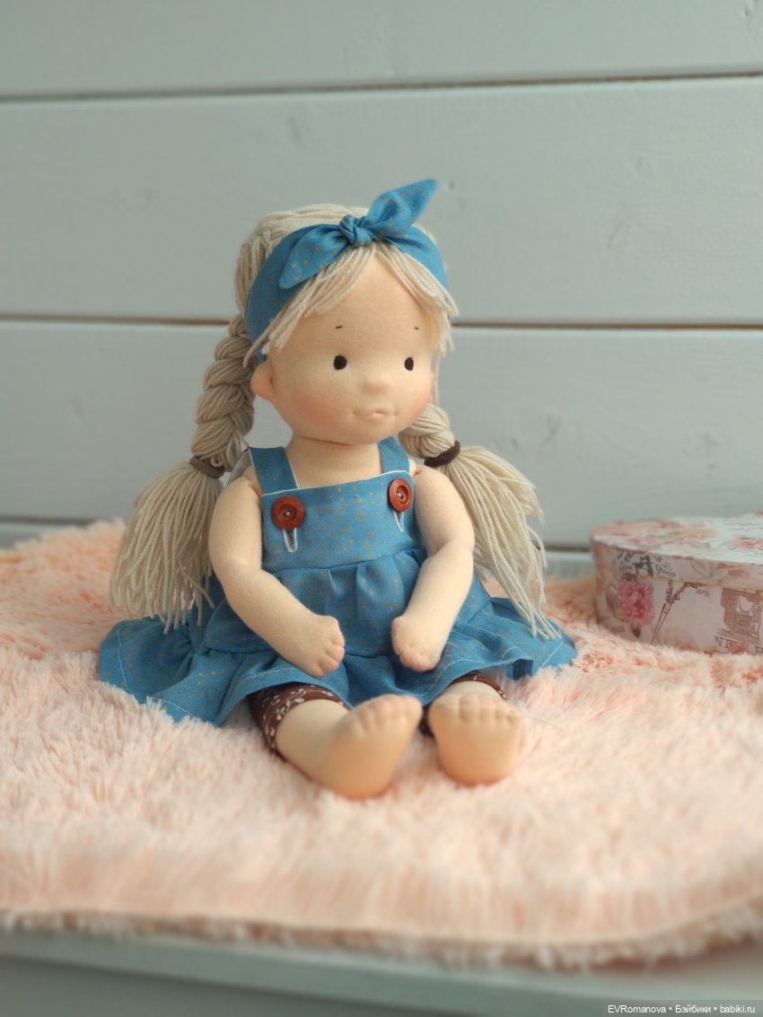 Вальдорфская педагогика — Мягкие игровые и текстильные куклы: тряпичные