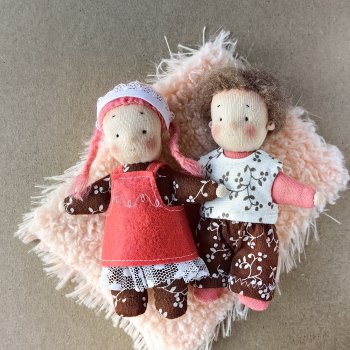 Клубника в шоколаде и её братец