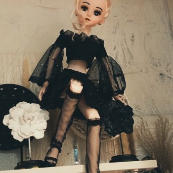 Тия моя собралась в клуб