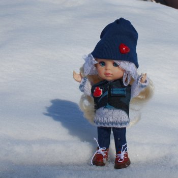 Первый раз на прогулке!