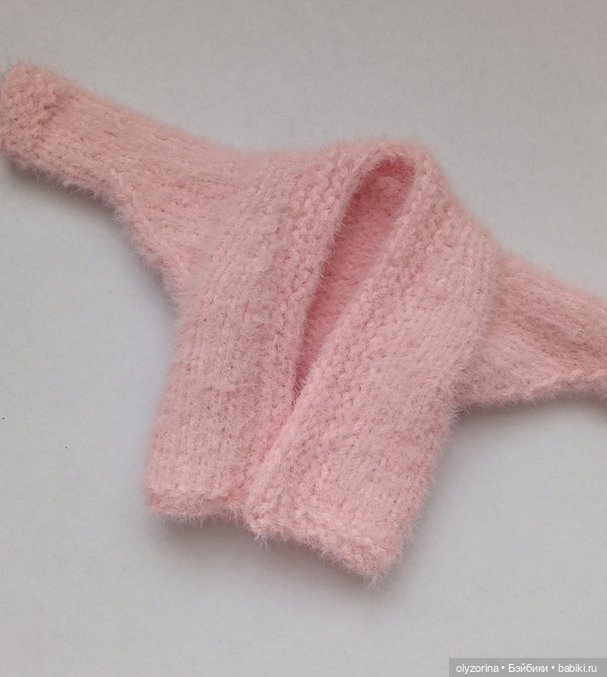 Небольшой мастер-класс — кардиган для Барби | Бэйбики Небольшой мастер-класс — кардиган для Барби