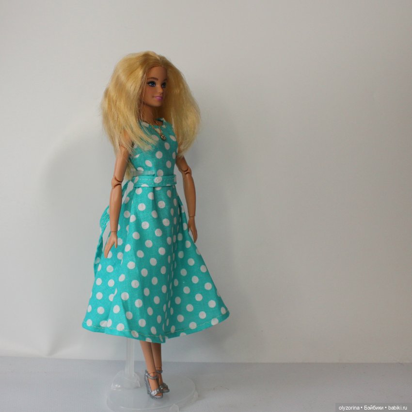 Три платья — Одежда и обувь для кукол своими руками: фото (фото 3)
