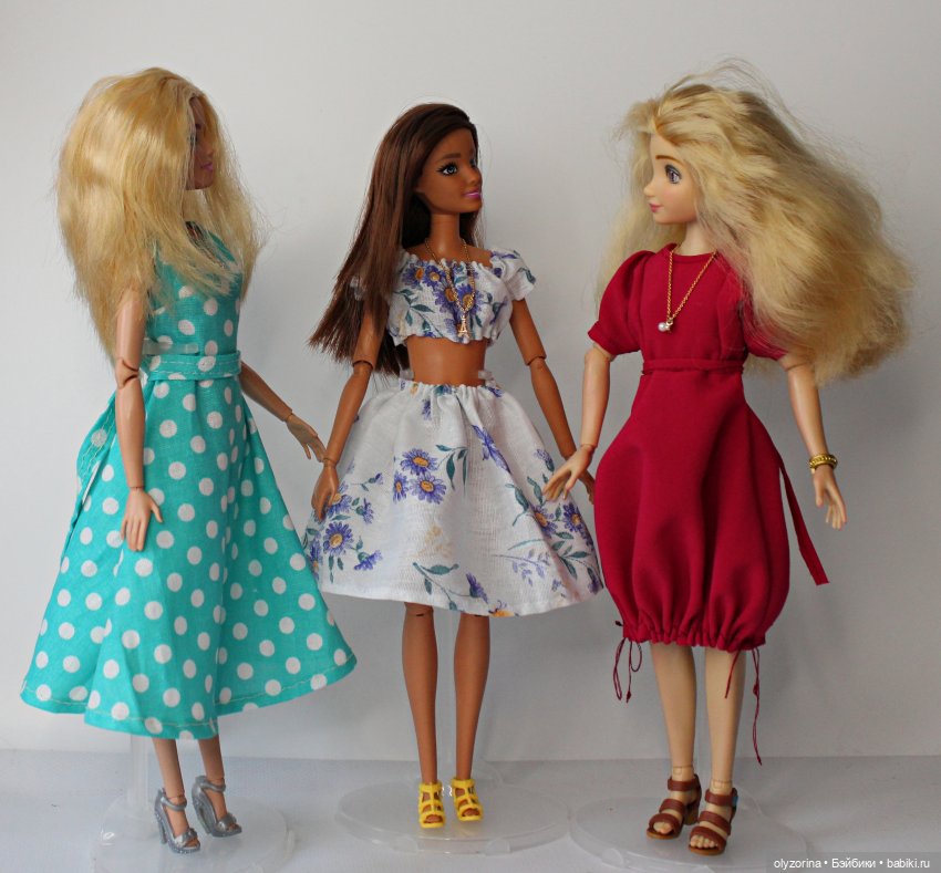 Три платья — Одежда и обувь для кукол своими руками: фото