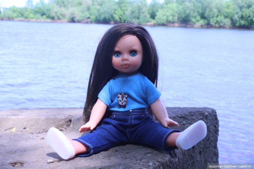 Эля на первой прогулке — Российские куклы Весна (фото 2)