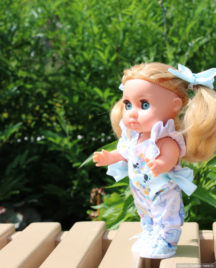 Дусенька на первой прогулке (фото 5)