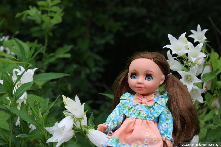 Ясенька и цветочки — Российские куклы Весна (фото 7)