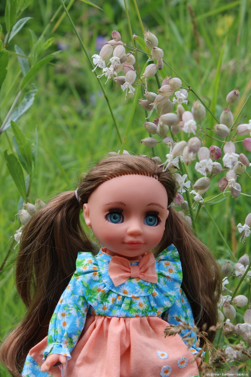 Ясенька и цветочки — Российские куклы Весна (фото 8)