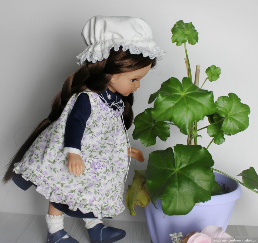Маленькая цветочница | Бэйбики Маленькая цветочница — Куклы Paola Reina (Паола Рейна): новинки (фото 4)