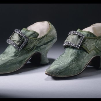 Что могут сказать коронационные туфли Екатерины II и Екатерины I о своих хозяйках