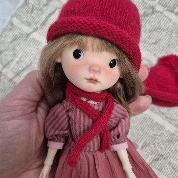 Вязаная обновка для любимицы Ханей