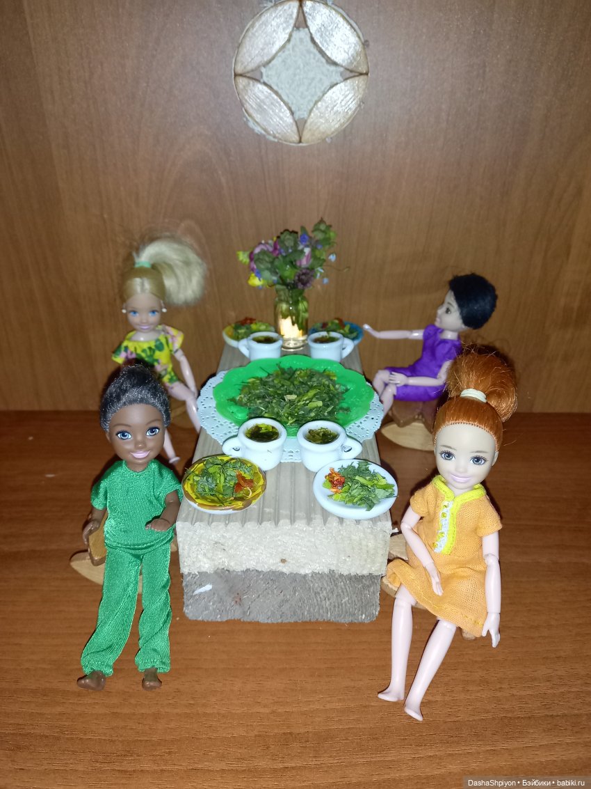 Купание компании 🛁🌊👩🏻‍🦰👱🏻‍♀️🧑🏻🧑🏾 (фото 4)