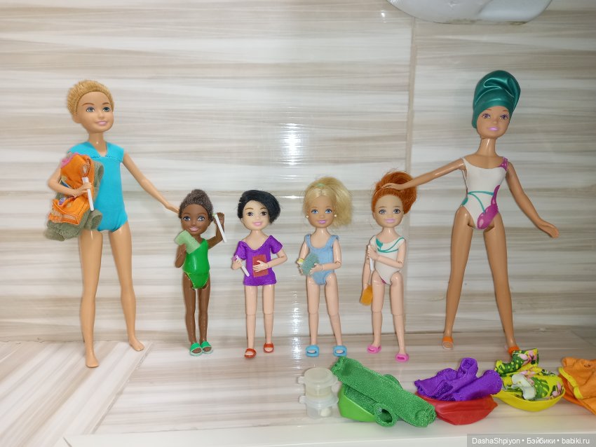 Купание компании 🛁🌊👩🏻‍🦰👱🏻‍♀️🧑🏻🧑🏾 (фото 5)