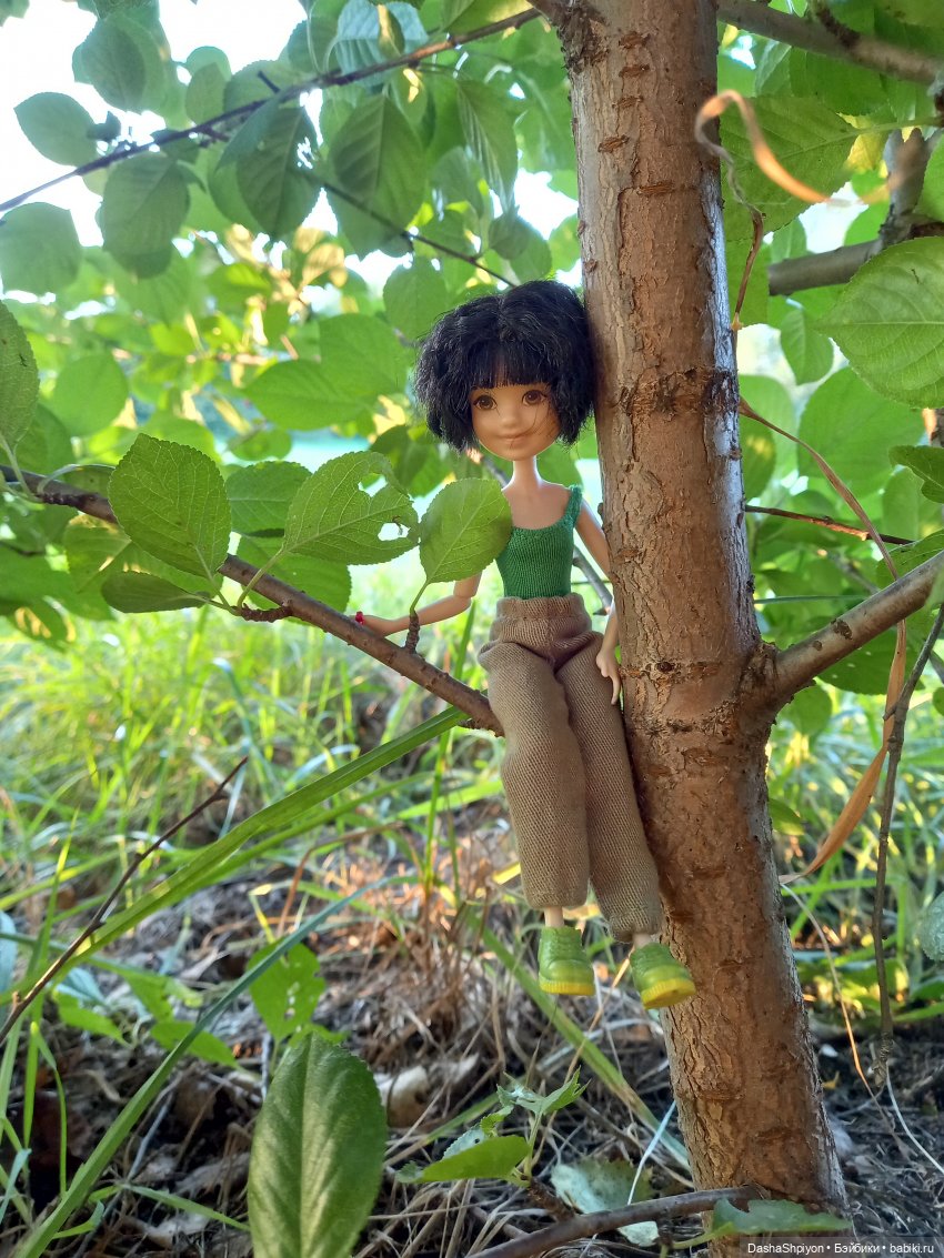 Небольшая разведка и шалаш 🌳🪵🌿