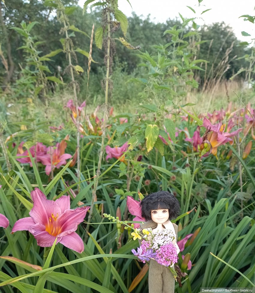 Небольшая разведка и шалаш 🌳🪵🌿