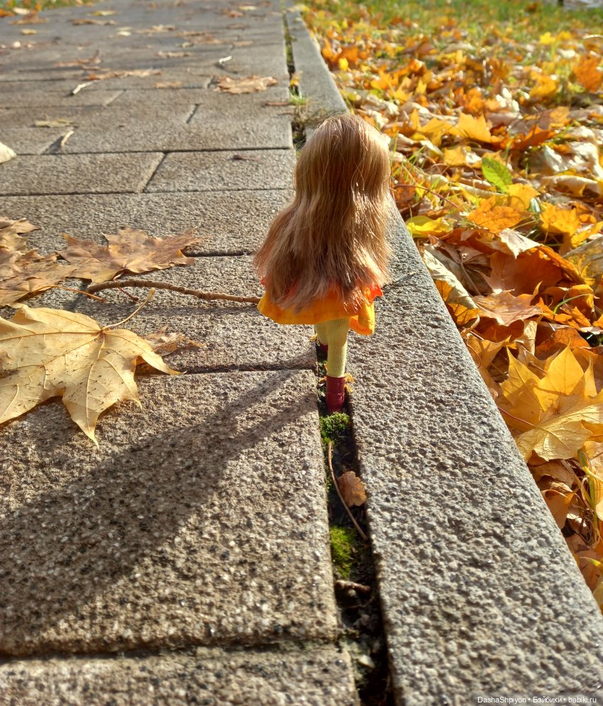 💛 Солнце светит через жёлтую листву 🍂☀️ (фото 3)