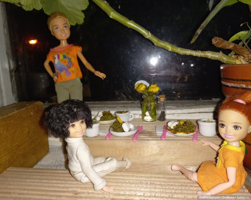 🌱Апрельская прогулка возле ёлочек🌲🌼