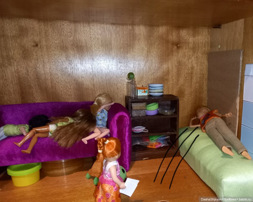 💿 Как обустраивалась сцена, или что бывает с квартирами во время перестроек 🎶🛋️