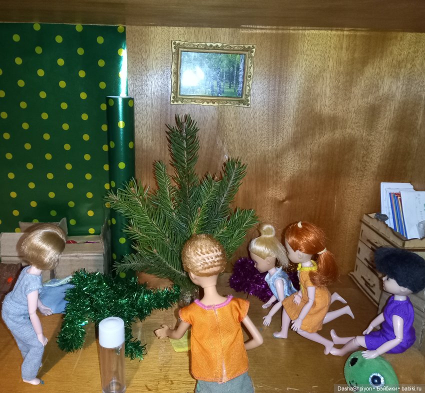 🎄 Компания наряжает ёлку на Новый Год 🌲🎊