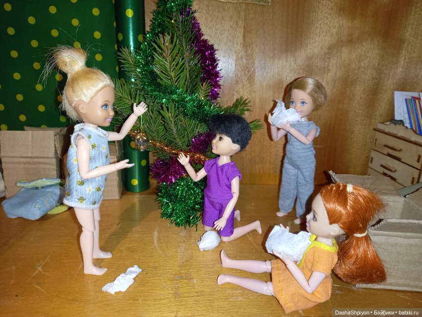 🎄 Компания наряжает ёлку на Новый Год 🌲🎊