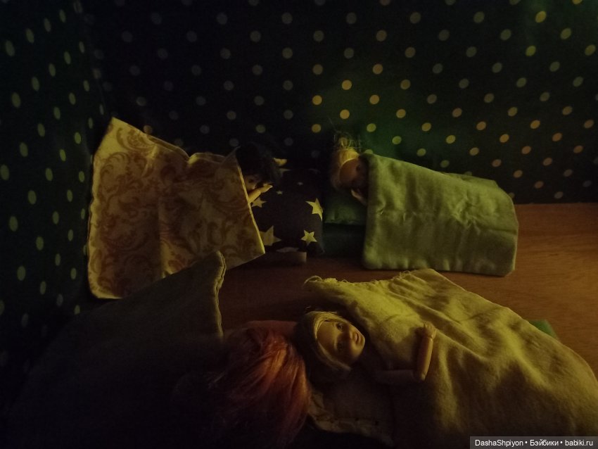 🎄 Компания наряжает ёлку на Новый Год 🌲🎊