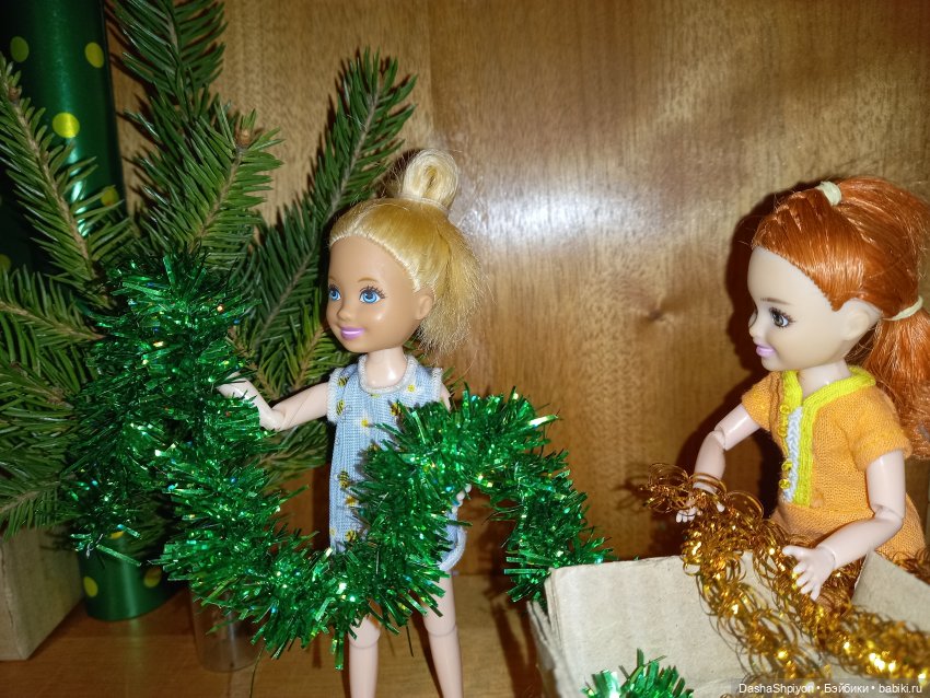 🎄 Компания наряжает ёлку на Новый Год 🌲🎊