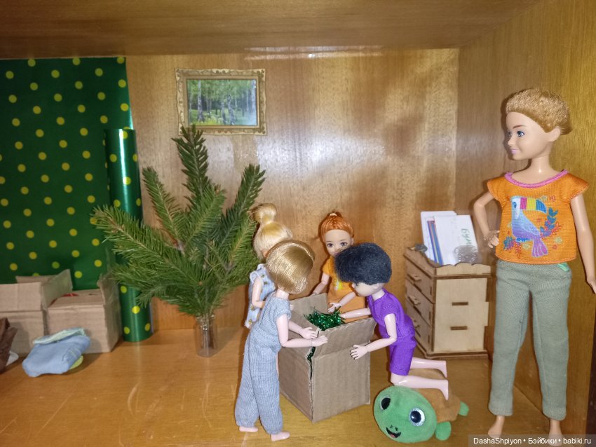 🎄 Компания наряжает ёлку на Новый Год 🌲🎊