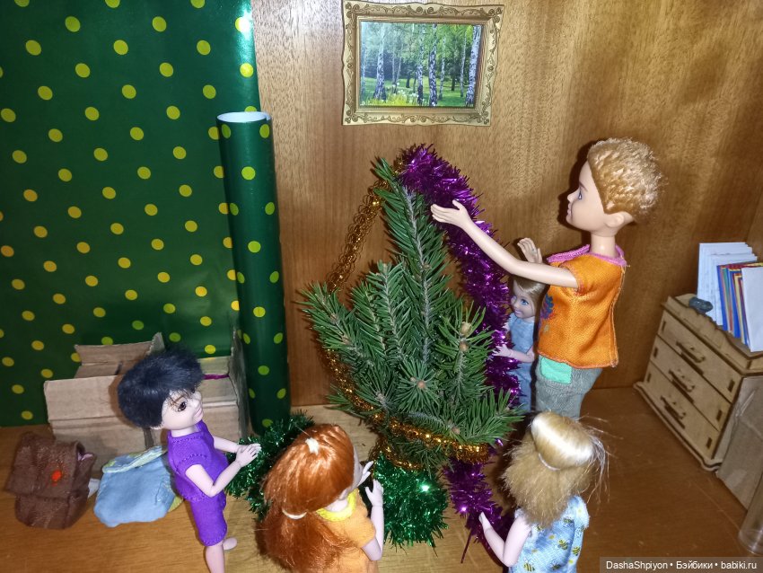 🎄 Компания наряжает ёлку на Новый Год 🌲🎊