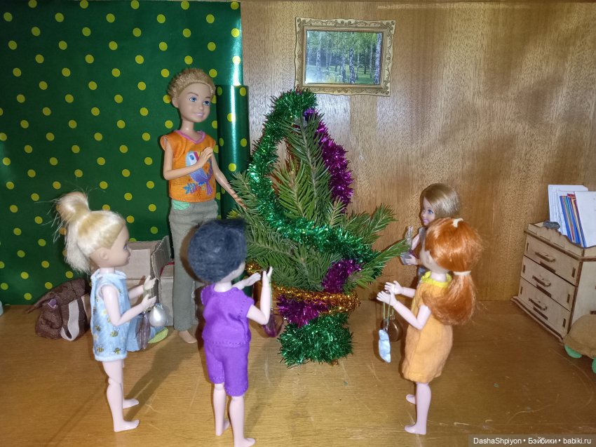 🎄 Компания наряжает ёлку на Новый Год 🌲🎊