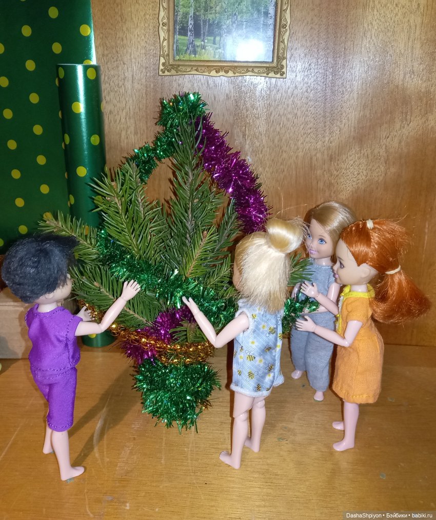 🎄 Компания наряжает ёлку на Новый Год 🌲🎊