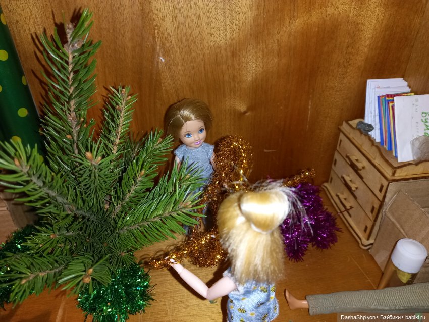 🎄 Компания наряжает ёлку на Новый Год 🌲🎊