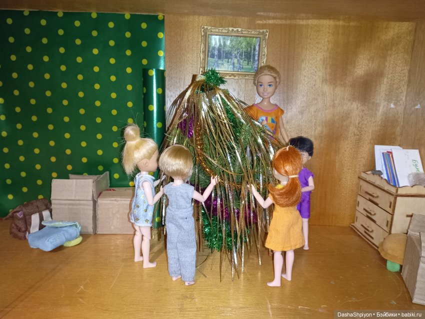 🎄 Компания наряжает ёлку на Новый Год 🌲🎊