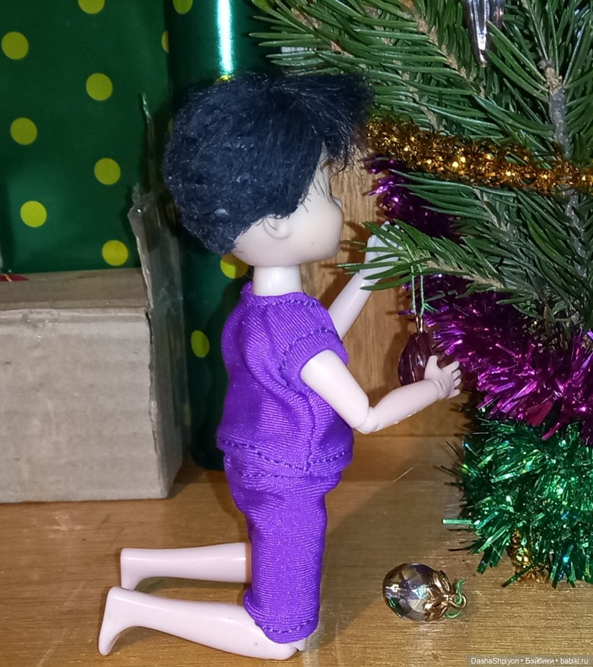 🎄 Компания наряжает ёлку на Новый Год 🌲🎊