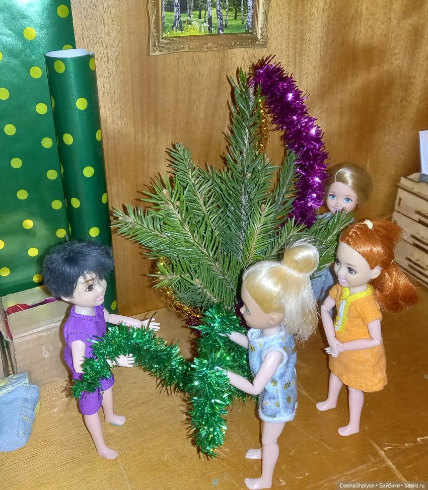 🎄 Компания наряжает ёлку на Новый Год 🌲🎊