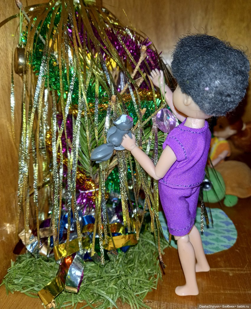 💗 Игра возле новогодней ёлки 🎄🦖