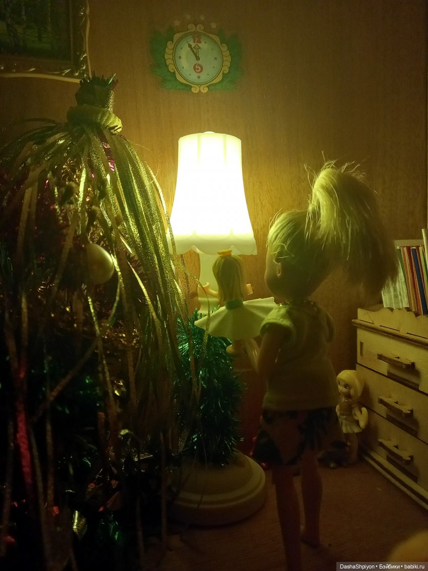 💗 Игра возле новогодней ёлки 🎄🦖 (фото 5)