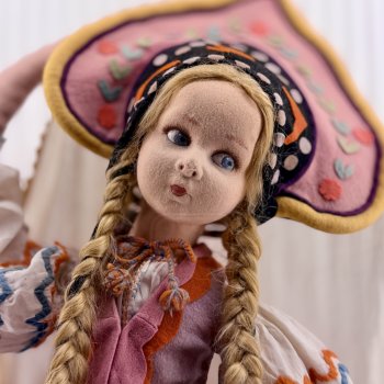 Выставка Антикварных кукол