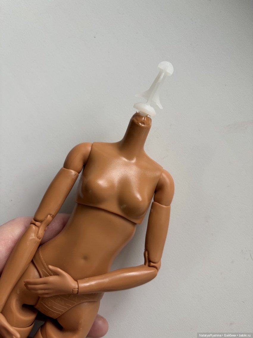 Норм или стрём? :))) Скейтбордистка лечит остеохондроз