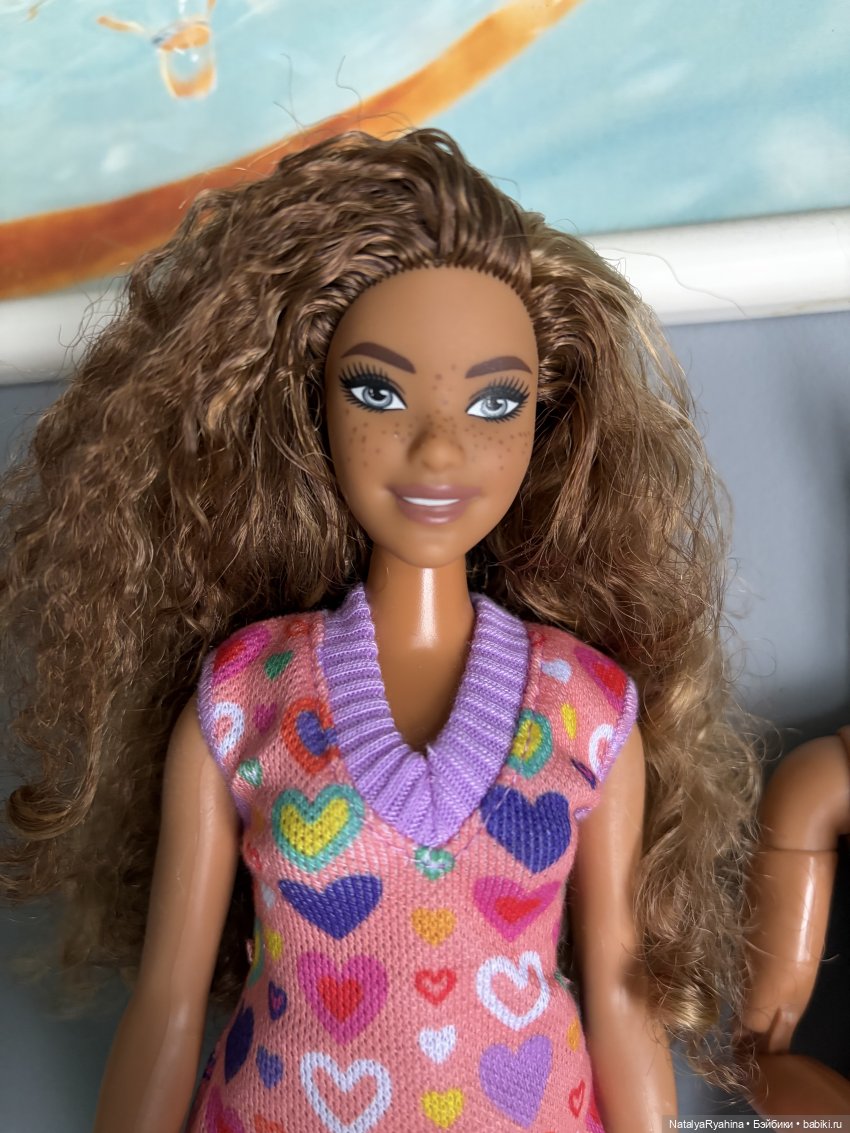 Примерка подвижного тела для Барби Фешионистас 85 "Веснушка" (фото 3)