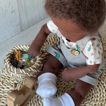 Уголёк — малыш с солнечным сердцем