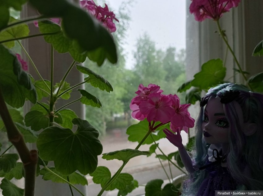Твайла и ее мрачная аура — Куклы Monster High (Монстер Хай) (фото 8)